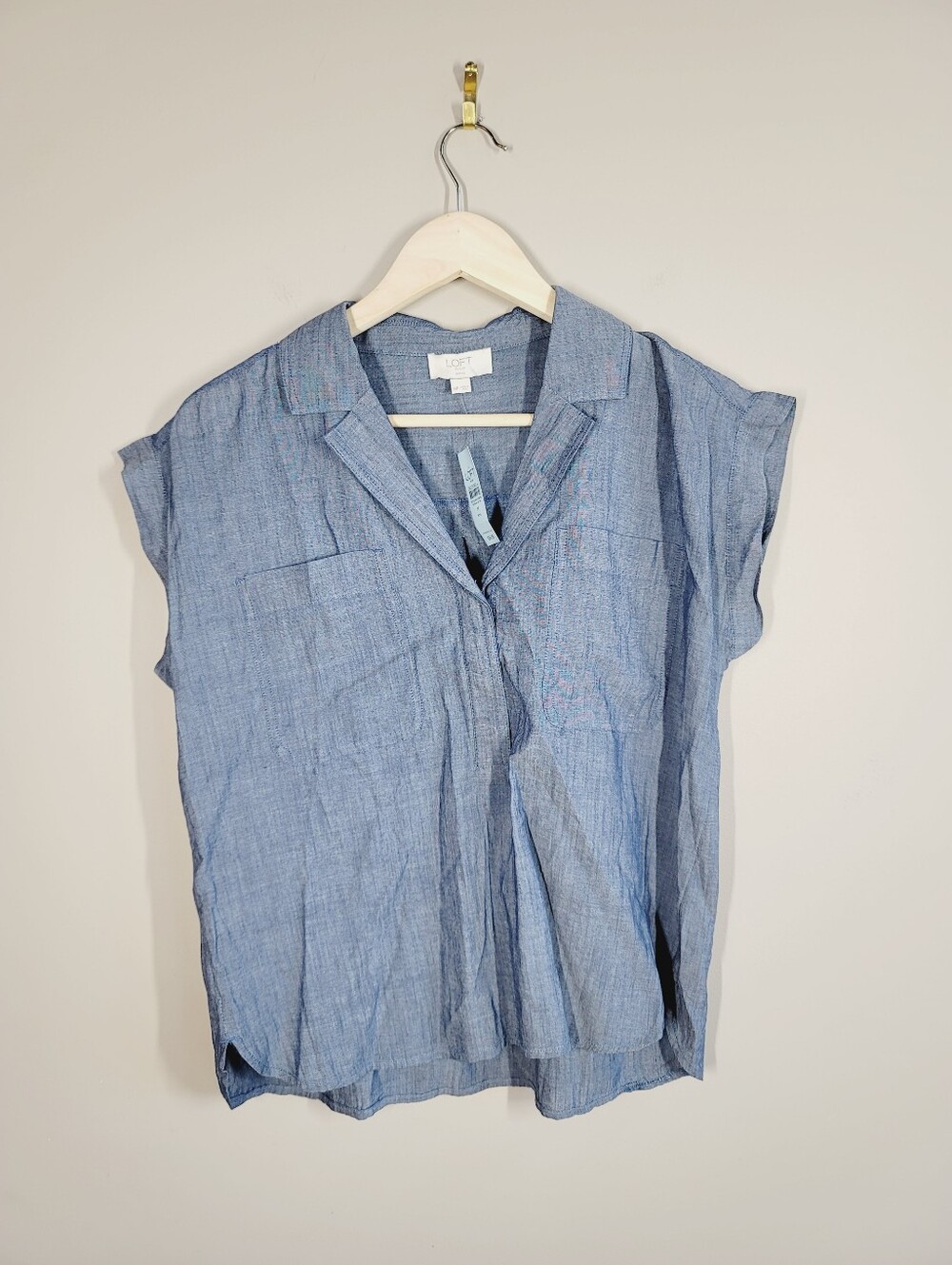NWT LOFT Blue Chambray Button Shirt, Size MP